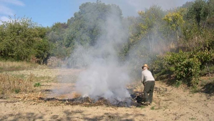 A Xunta prohibe dende este sábado as queimas agrícolas e forestais